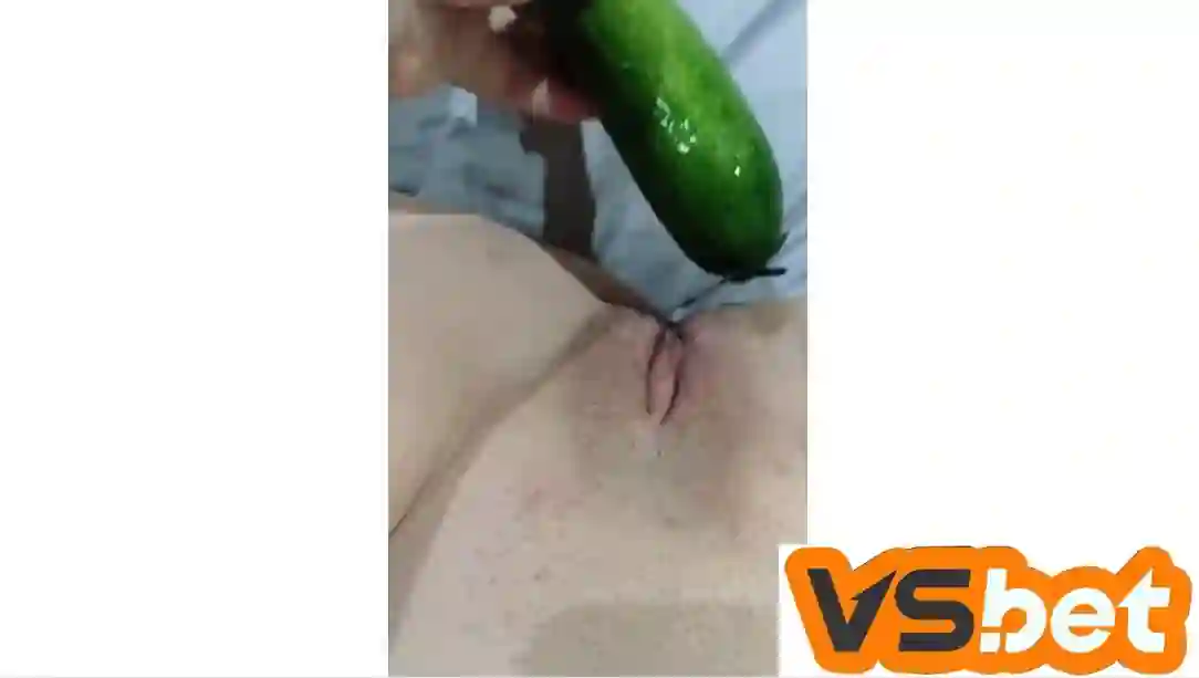 Em sinh viên thủ dâm bằng dưa chuột cực dâm -sex bú lồn - honeststartropical.net